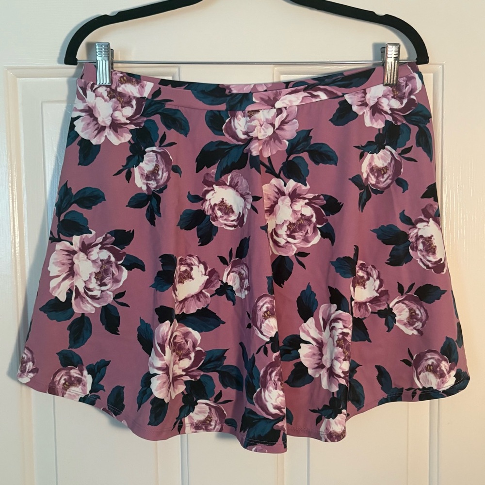 Torrid Floral Print Swim Skirt with Elastic Waistband - Torrid Size 1 (1X) - Picture 2 of 8